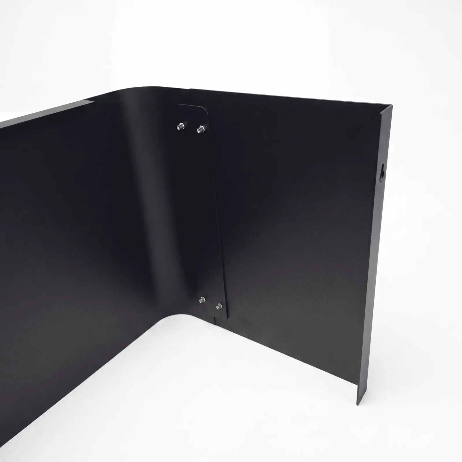 Intérieur du cache en aluminium